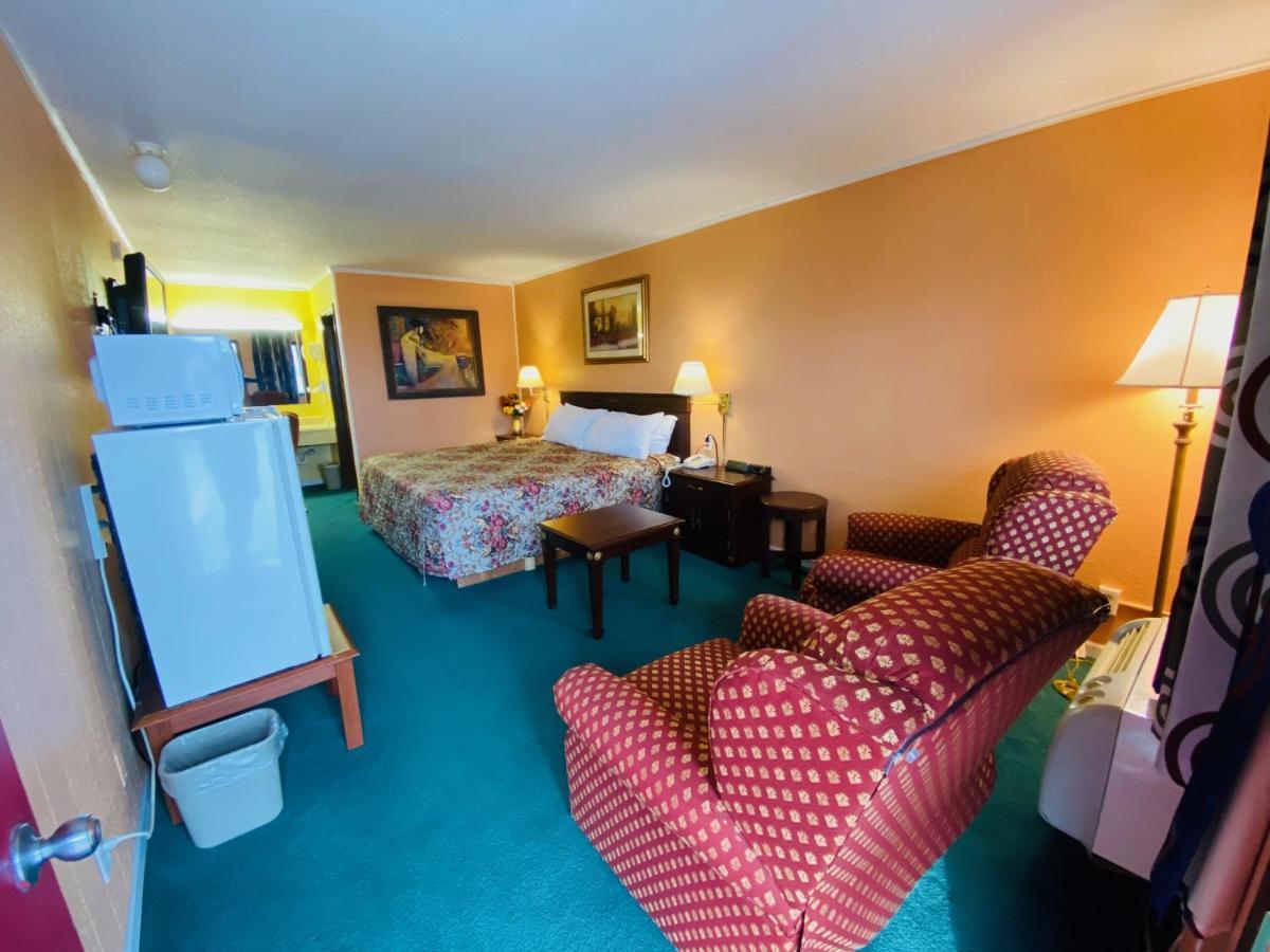 Gateway Inn Sullivan Екстериор снимка