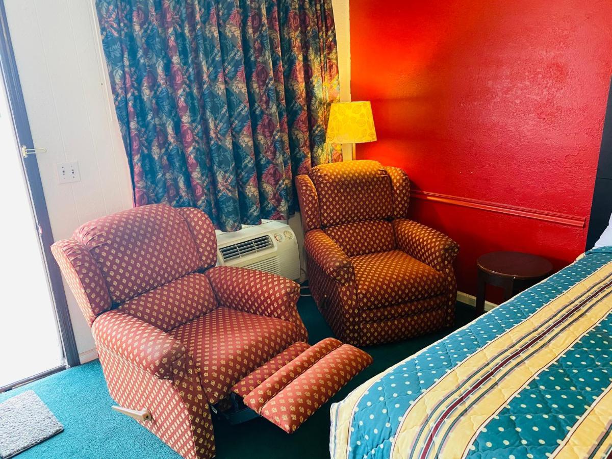 Gateway Inn Sullivan Екстериор снимка